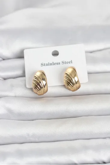 316L Çelik Gold Renk Desenli Yarım Halka Model Kadın Küpe 316L Çelik Gold Renk Desenli Yarım Halka Model Kadın Küpe