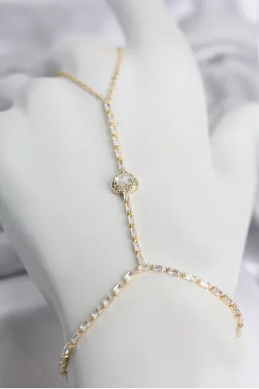 Gold Renk Pirinç Zirkon Taşlı Kalp Model Şahmeran Gold Renk Pirinç Zirkon Taşlı Kalp Model Şahmeran