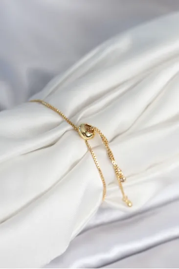 Yıldız Model Asansörlü Gold Renk Kadın Bileklik Yıldız Model Asansörlü Gold Renk Kadın Bileklik