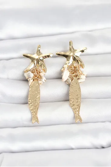 Deniz Yıldızı ve Balık Detaylı Krem Taşlı Gold Renk Kadın Küpe Deniz Yıldızı ve Balık Detaylı Krem Taşlı Gold Renk Kadın Küpe