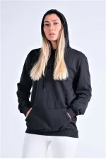 Siyah Kapüşonlu Kanguru Cepli Şardonlu Sweatshirt Siyah Kapüşonlu Kanguru Cepli Şardonlu Sweatshirt