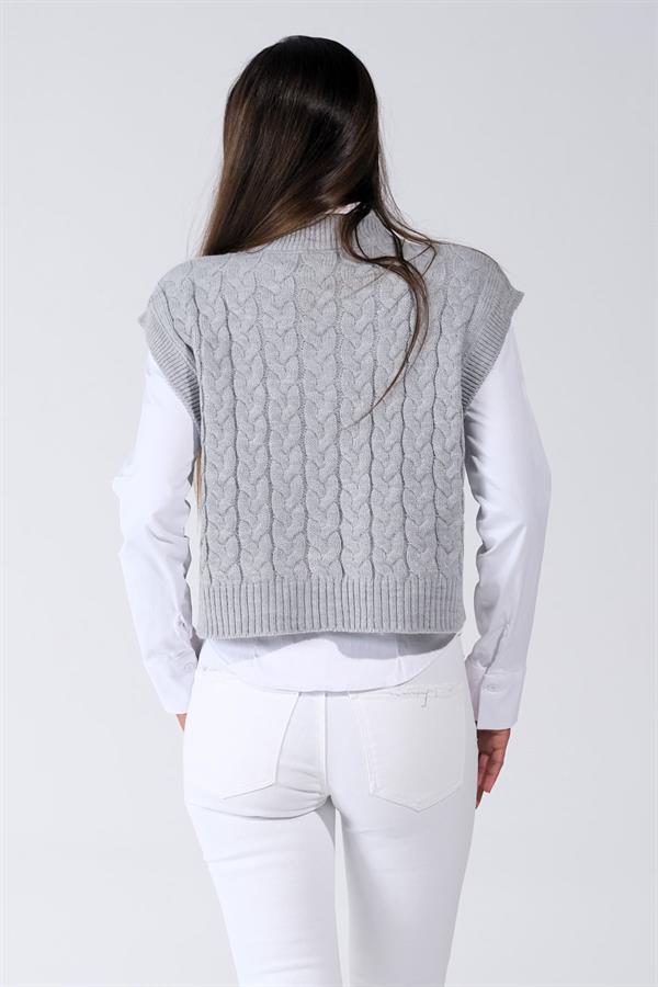 Gri V Yaka Crop Saç Örgü Triko Süveter Gri V Yaka Crop Saç Örgü Triko Süveter