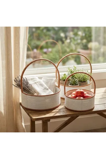 3 Boy İç İçe Geçebilen Plastik Rattan Sepetler–Beyaz Renkli,Kahverengi Saplı, Çok Amaçlı Düzenleyici ve Sunum Sepeti Seti (5637) 3 Boy İç İçe Geçebilen Plastik Rattan Sepetler–Beyaz Renkli,Kahverengi Saplı, Çok Amaçlı Düzenleyici ve Sunum Sepeti Seti (5637)