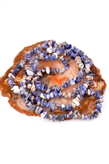 Sodalit Taşı Şekilsiz Kırık Taş Sizi Sodalit Taşı Şekilsiz Kırık Taş Sizi