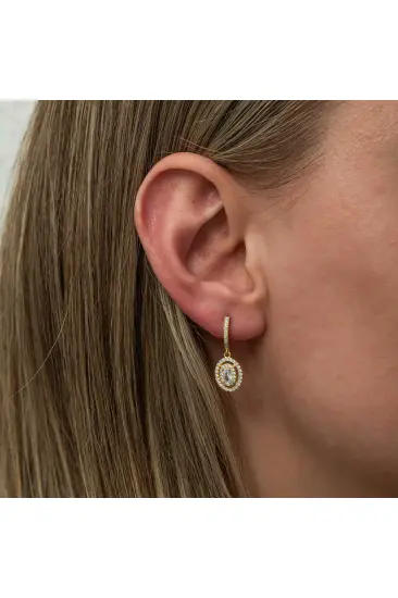 Gümüş Gold Oval Taşlı Sallantılı Küpe Gümüş Gold Oval Taşlı Sallantılı Küpe