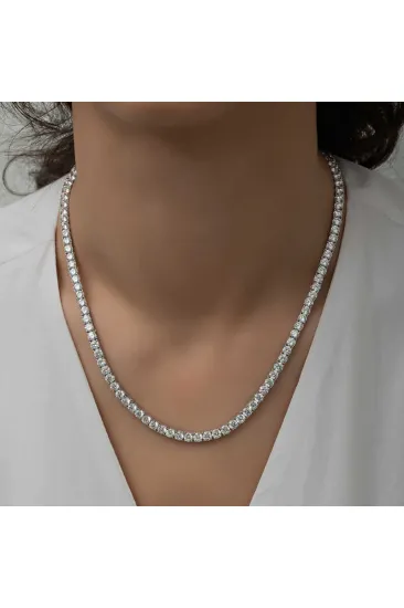 Gümüş 4 mm Beyaz Taşlı Su Yolu Kadın Kolye