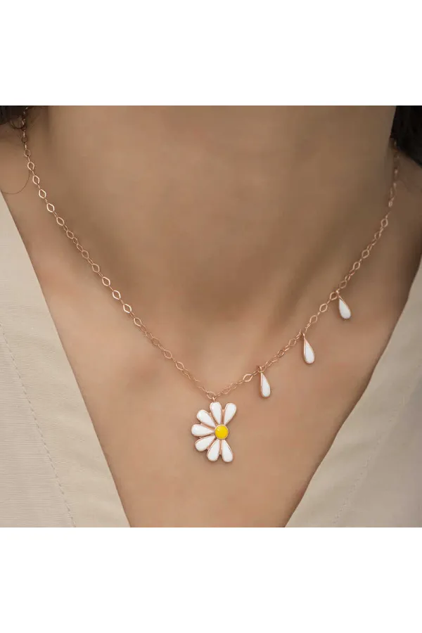 Gümüş Rose Papatya Seviyor Sevmiyor Bayan Kolye Gümüş Rose Papatya Seviyor Sevmiyor Bayan Kolye