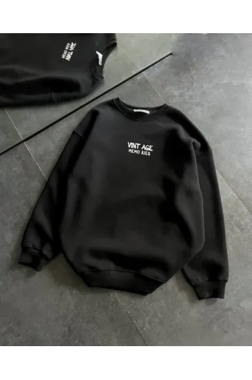 Bisiklet Yaka Üç İplik Baskılı Oversize SweatShirt - Siyah Bisiklet Yaka Üç İplik Baskılı Oversize SweatShirt - Siyah