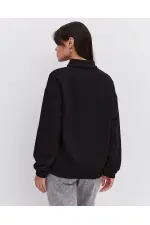Kadın 3 İplik Pamuklu Oversize Yarım Fermuarlı Yakalı Basic Sweatshirt - Siyah Kadın 3 İplik Pamuklu Oversize Yarım Fermuarlı Yakalı Basic Sweatshirt - Siyah
