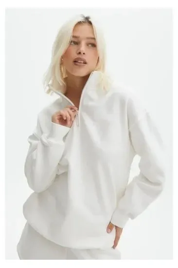 Kadın 3 İplik Pamuklu Oversize Yarım Fermuarlı Yakalı Basic Sweatshirt - Beyaz