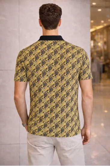 Erkek Pike Kumaş Polo Yaka Palmiye Desenli Tişört Kısa Kol Yazlık T-Shirt - Sarı Erkek Pike Kumaş Polo Yaka Palmiye Desenli Tişört Kısa Kol Yazlık T-Shirt - Sarı