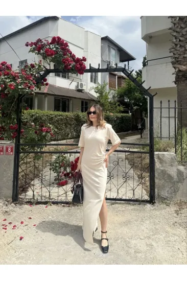 Kadın Kısa Kollu Uzun Yandan Yırtmaçlı Elbise - Bej Kadın Kısa Kollu Uzun Yandan Yırtmaçlı Elbise - Bej