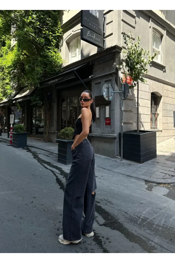 Kadın Arkadan Yırtmaçlı Jeans Kot Palazzo Pantolon - Siyah Kadın Arkadan Yırtmaçlı Jeans Kot Palazzo Pantolon - Siyah