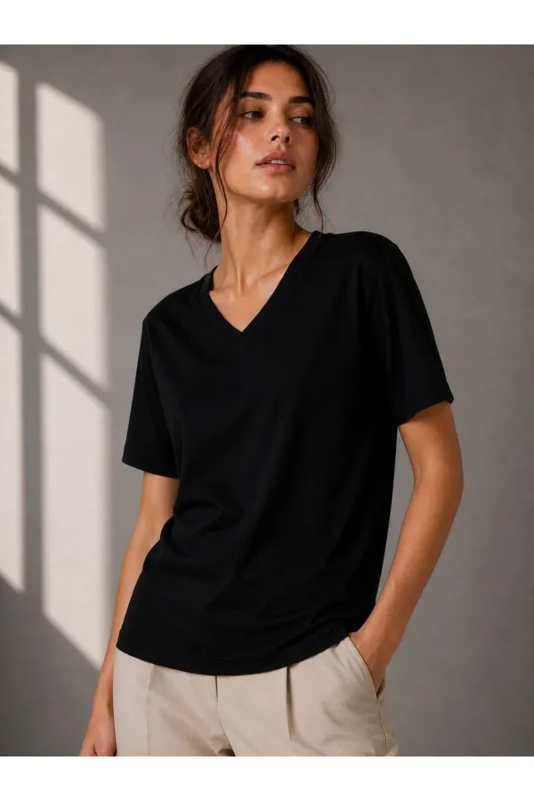 Kadın V Yaka Basic Tişört Kısa Kol Yazlık Regular Fit T-Shirt - Siyah Kadın V Yaka Basic Tişört Kısa Kol Yazlık Regular Fit T-Shirt - Siyah