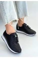 Finna Siyah Cilt Bağcıklı Spor Ayakkabı Finna Siyah Cilt Bağcıklı Spor Ayakkabı