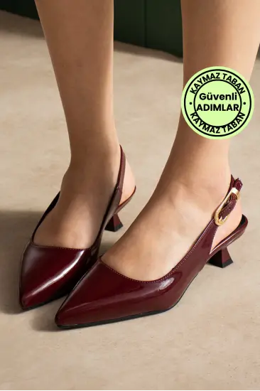 Kısa - Fındık Topuklu Kadın Ayakkabı 4 cm RUGAN BORDO Kısa - Fındık Topuklu Kadın Ayakkabı 4 cm RUGAN BORDO