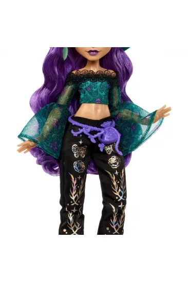 JMB92 Moonspell Magic By Monster High Willow Thorne JMB92 Moonspell Magic By Monster High Willow Thorne